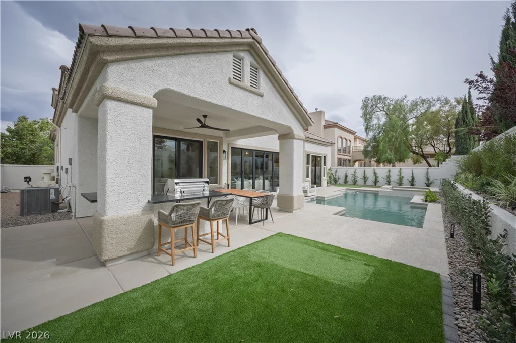 305 Prince Charming, Las Vegas, NV 89145