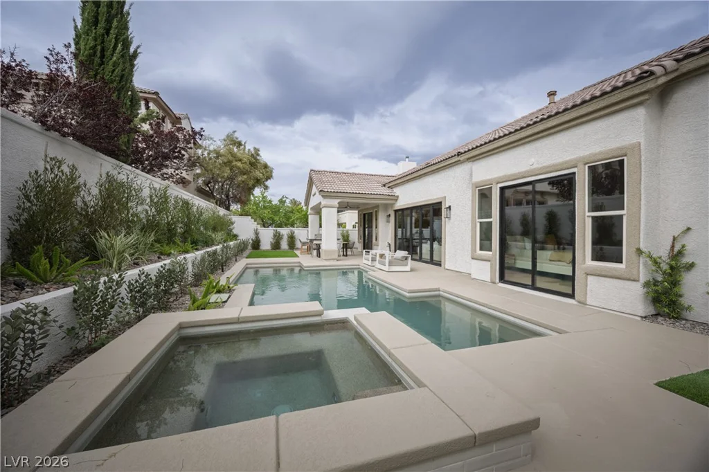 305 Prince Charming, Las Vegas, NV 89145