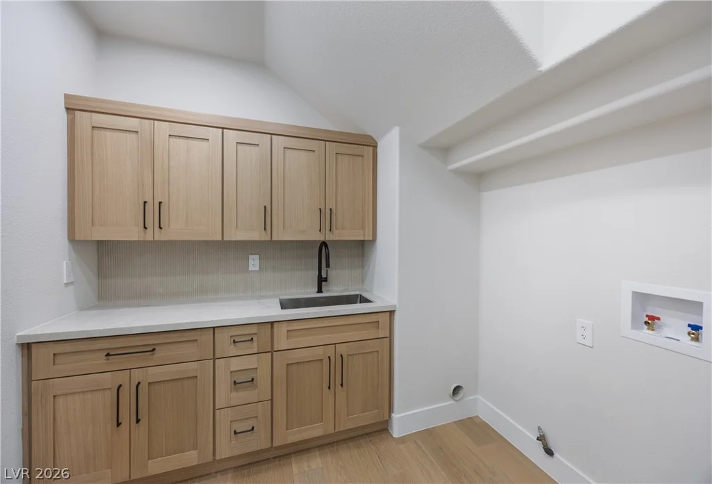 305 Prince Charming, Las Vegas, NV 89145