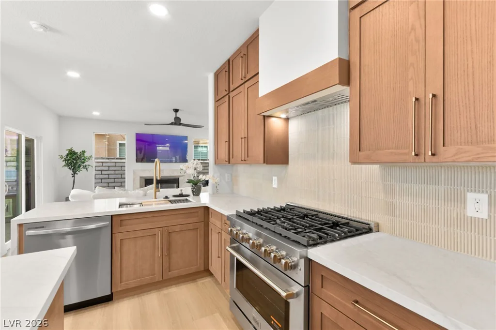 2511 Hacker, Henderson, NV 89074