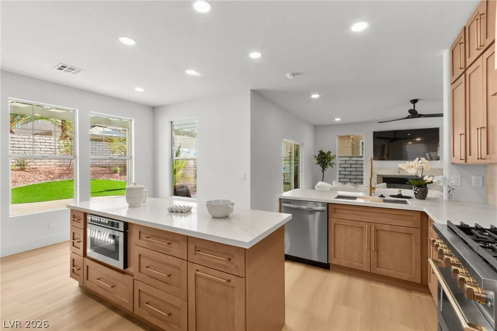 2511 Hacker, Henderson, NV 89074