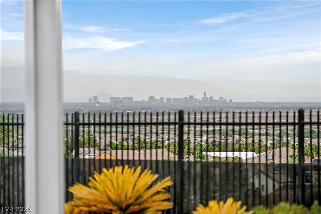 1036 Via Calderia, Henderson, NV 89011