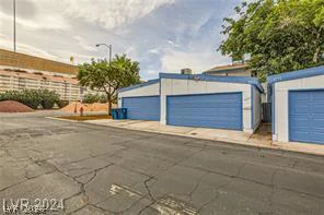 4232 Kona Coast, Las Vegas, NV 89121