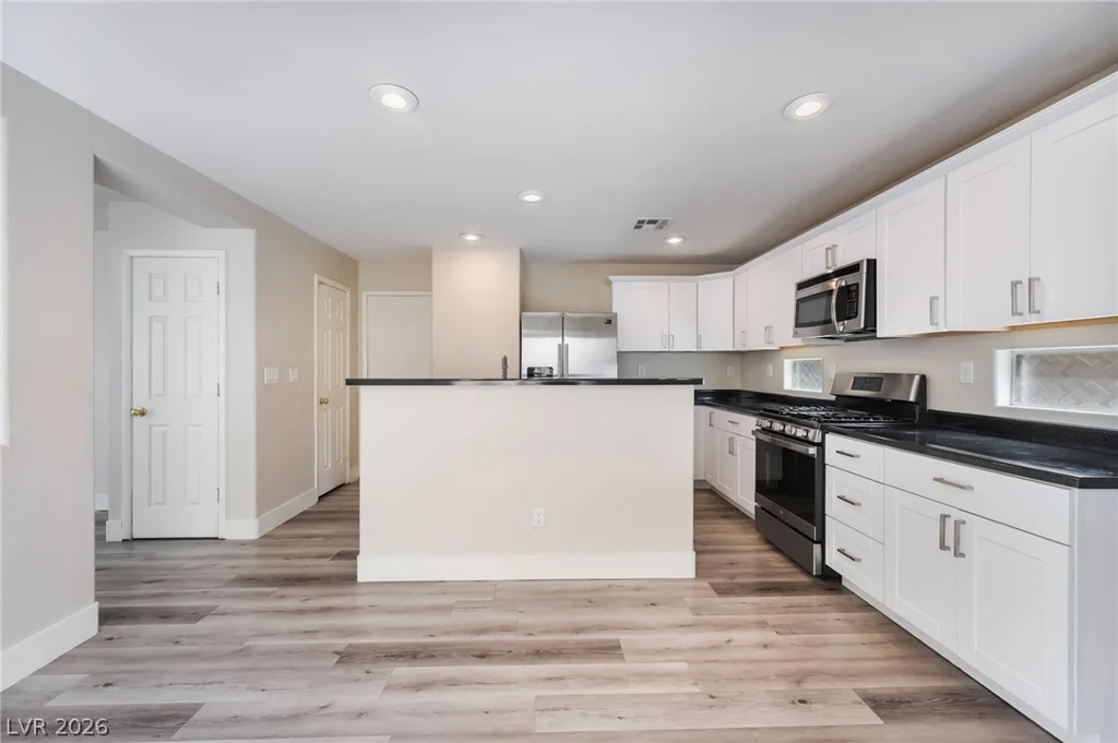 5965 Blackberry Field, Las Vegas, NV 89142