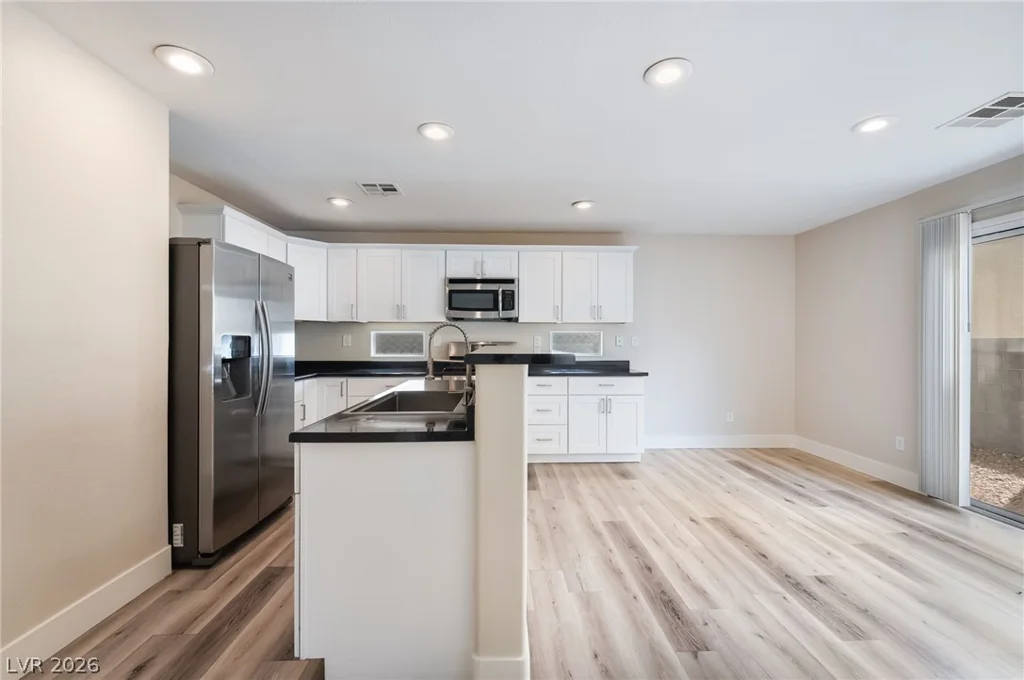 5965 Blackberry Field, Las Vegas, NV 89142