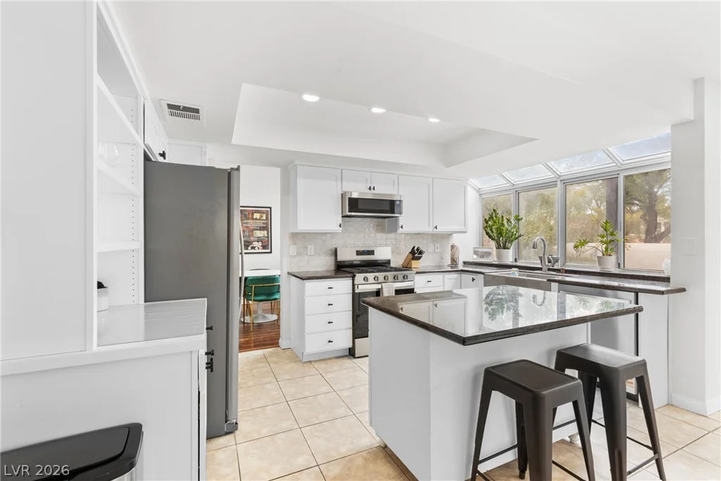 8337 Tide Pool, Las Vegas, NV 89128