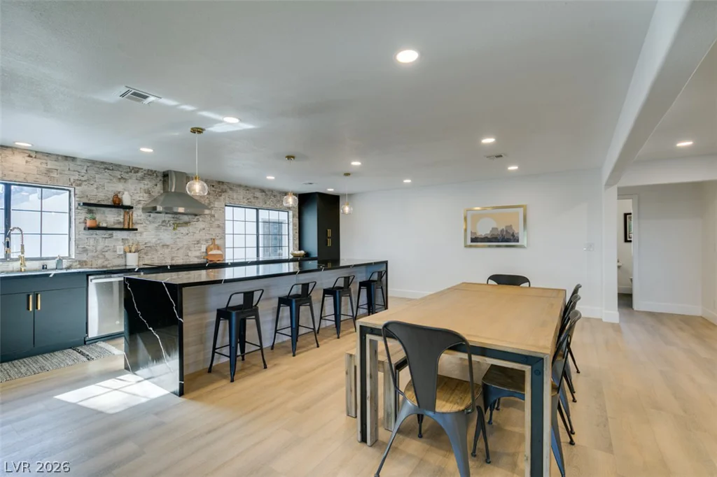 1860 Ski Slope, Las Vegas, NV 89117