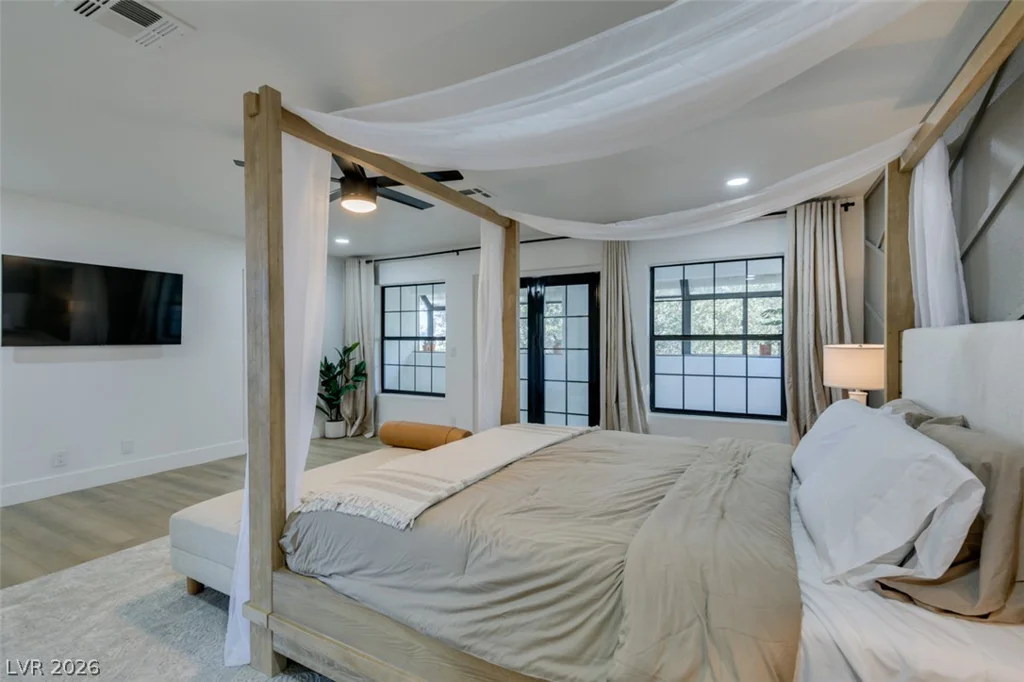 1860 Ski Slope, Las Vegas, NV 89117