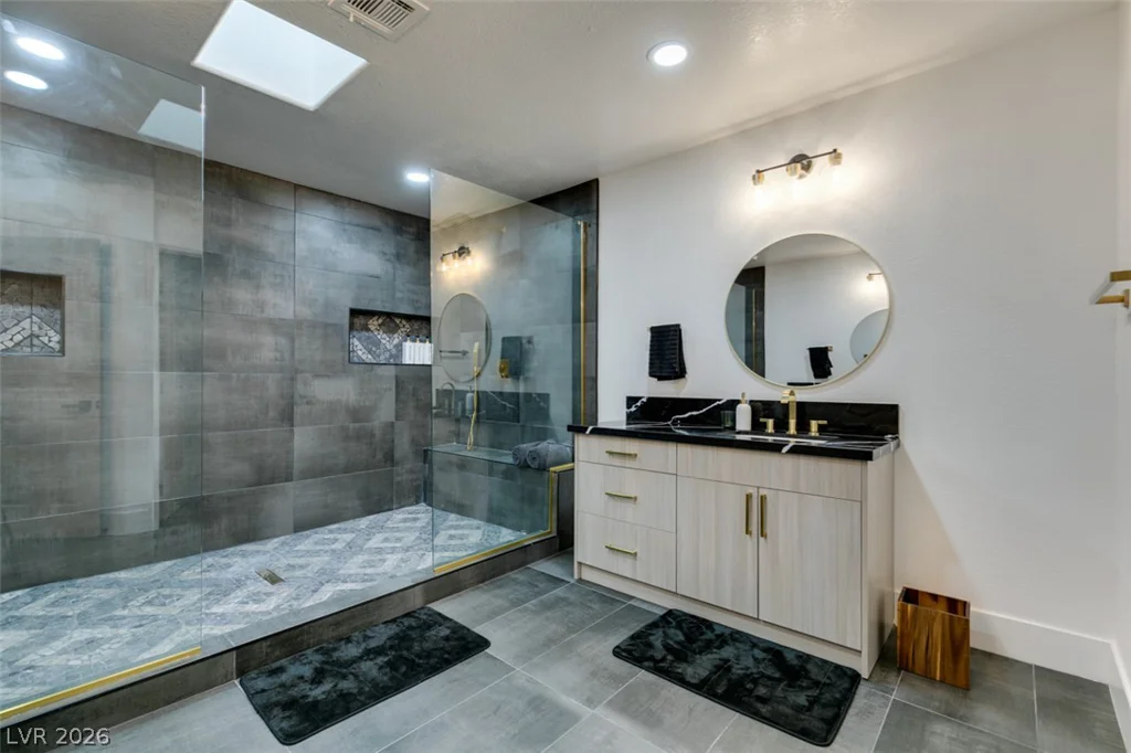 1860 Ski Slope, Las Vegas, NV 89117