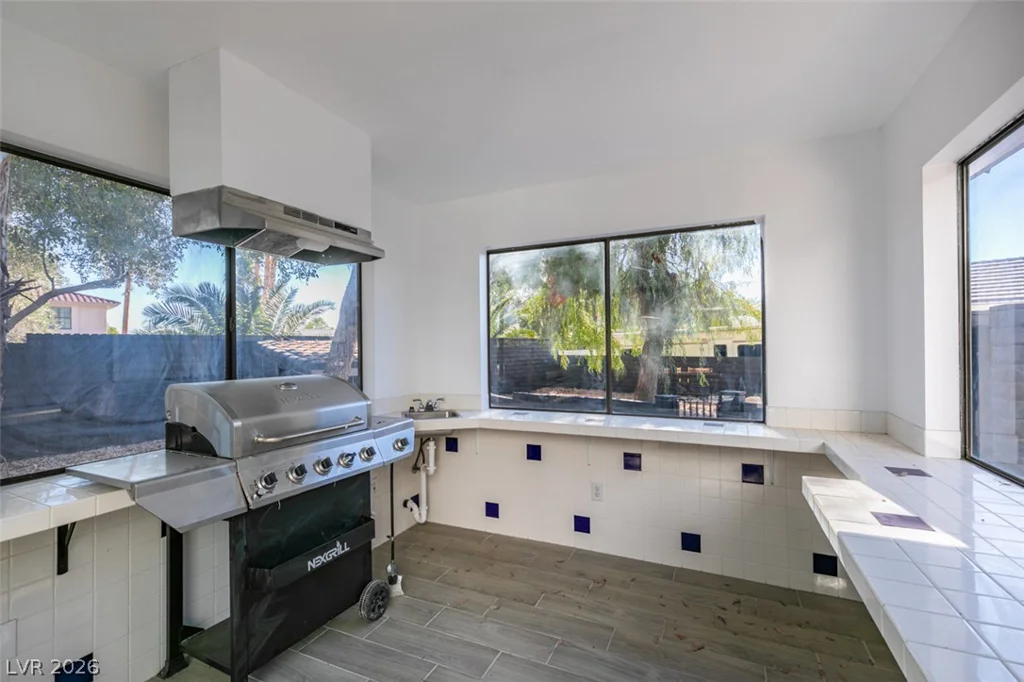 1860 Ski Slope, Las Vegas, NV 89117