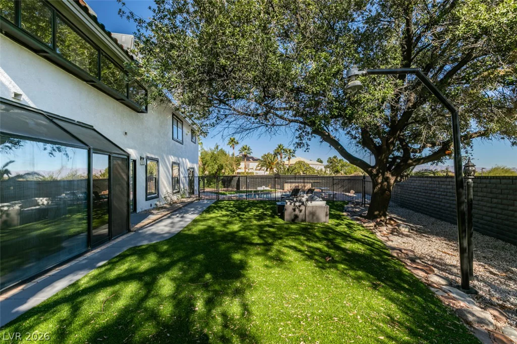 1860 Ski Slope, Las Vegas, NV 89117
