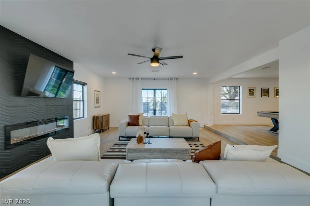 1860 Ski Slope, Las Vegas, NV 89117