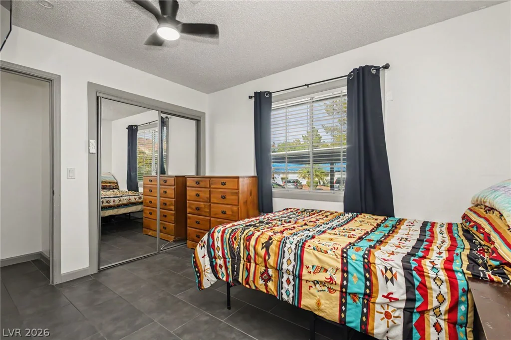 2121 Petersham, Las Vegas, NV 89108