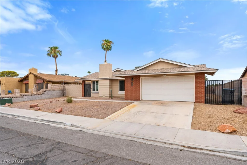 6364 Whippoorwill, Las Vegas, NV 89103