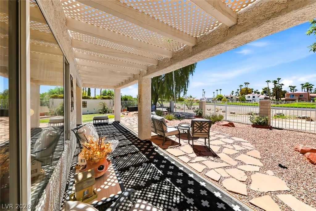 7441 Painted Shadows, Las Vegas, NV 89149