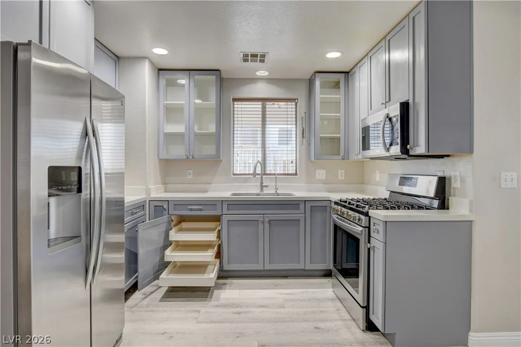 4216 Sky Sands, Las Vegas, NV 89147