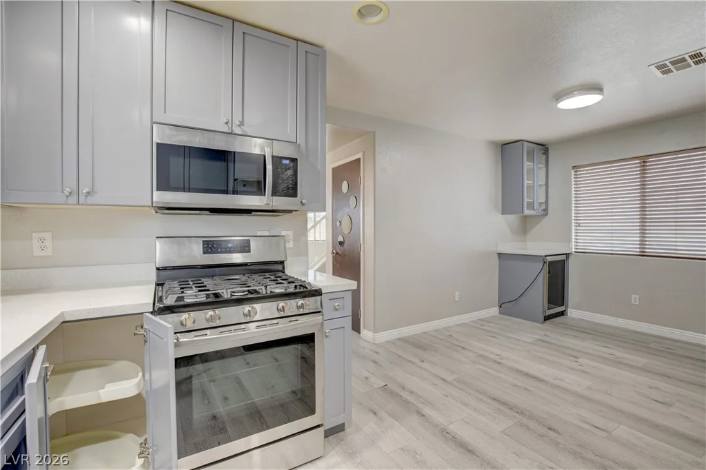 4216 Sky Sands, Las Vegas, NV 89147