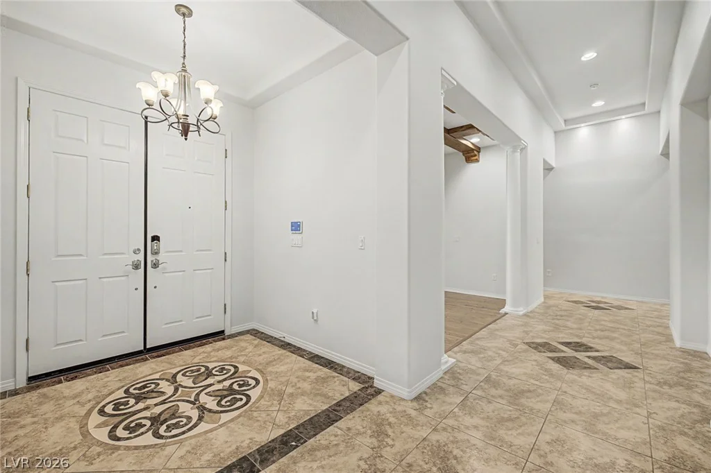 7504 Via Del Mar, Las Vegas, NV 89131