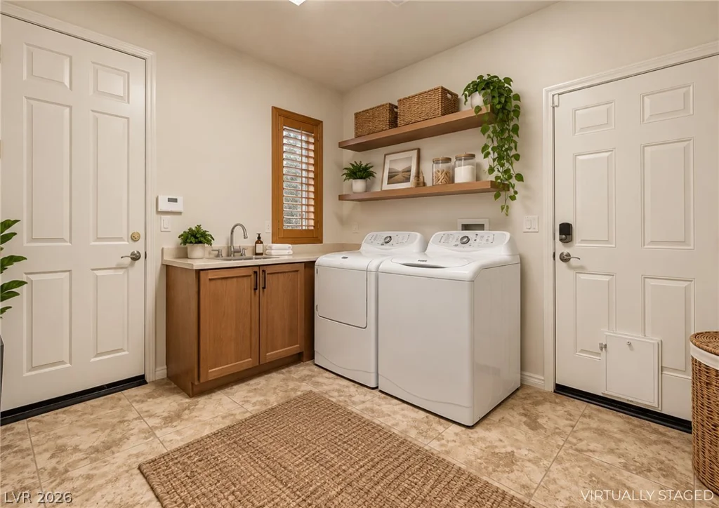7504 Via Del Mar, Las Vegas, NV 89131
