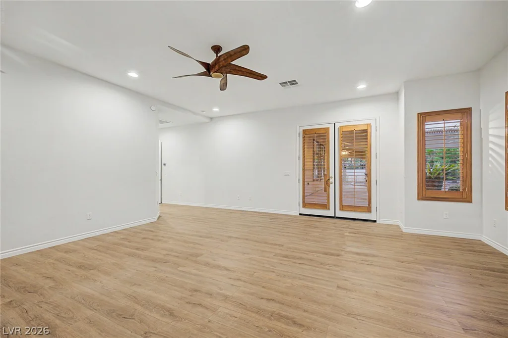 7504 Via Del Mar, Las Vegas, NV 89131