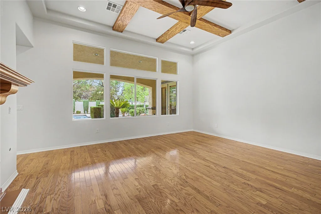 7504 Via Del Mar, Las Vegas, NV 89131