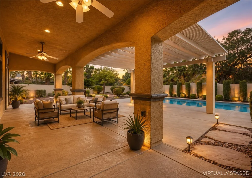 7504 Via Del Mar, Las Vegas, NV 89131