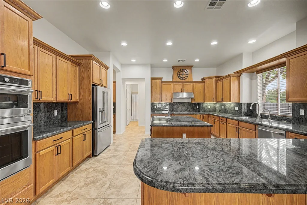 7504 Via Del Mar, Las Vegas, NV 89131