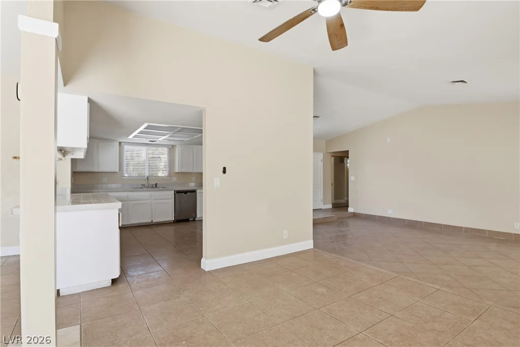 6825 Oakey, Las Vegas, NV 89146