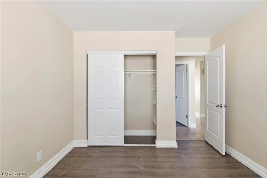 6825 Oakey, Las Vegas, NV 89146