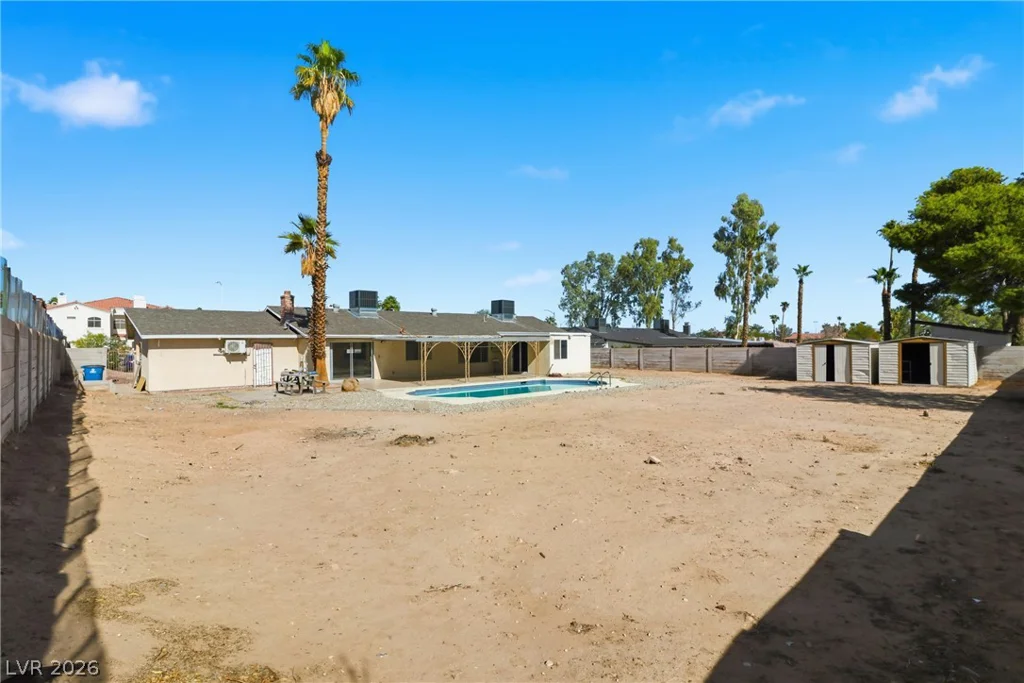 6825 Oakey, Las Vegas, NV 89146