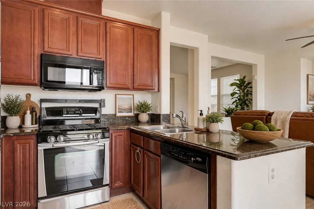 8333 Lower Trailhead, Las Vegas, NV 89113
