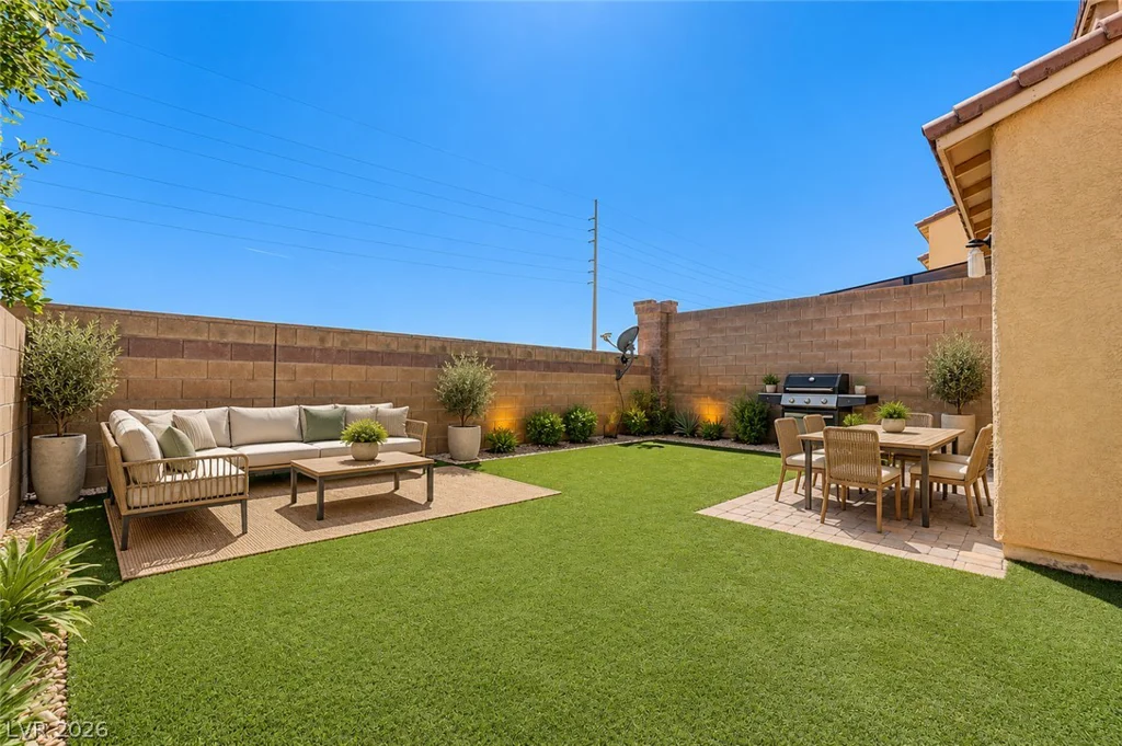 8333 Lower Trailhead, Las Vegas, NV 89113