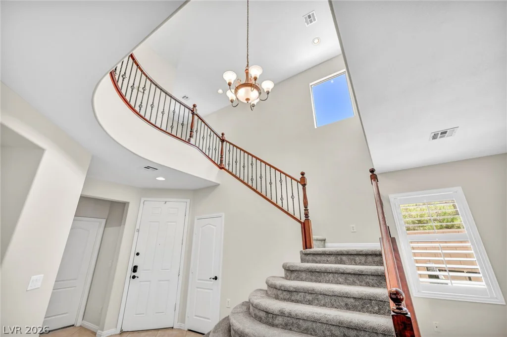 8013 Flambeau, Las Vegas, NV 89131