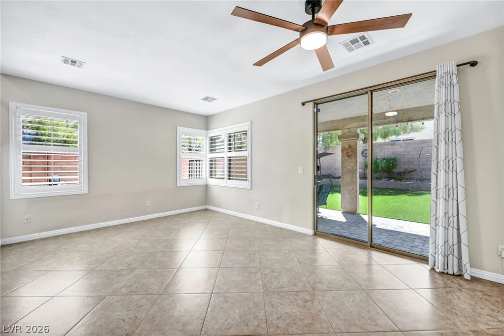 8013 Flambeau, Las Vegas, NV 89131