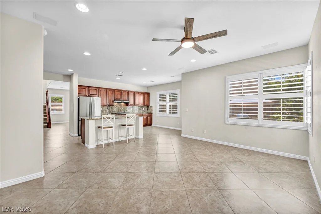 8013 Flambeau, Las Vegas, NV 89131