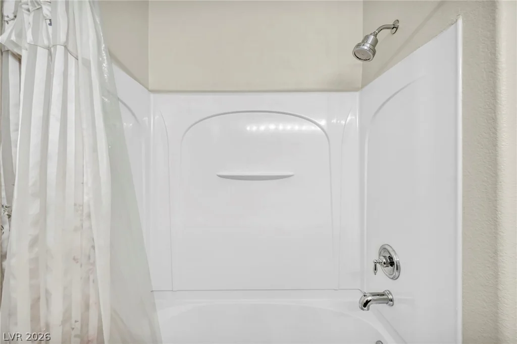 8013 Flambeau, Las Vegas, NV 89131