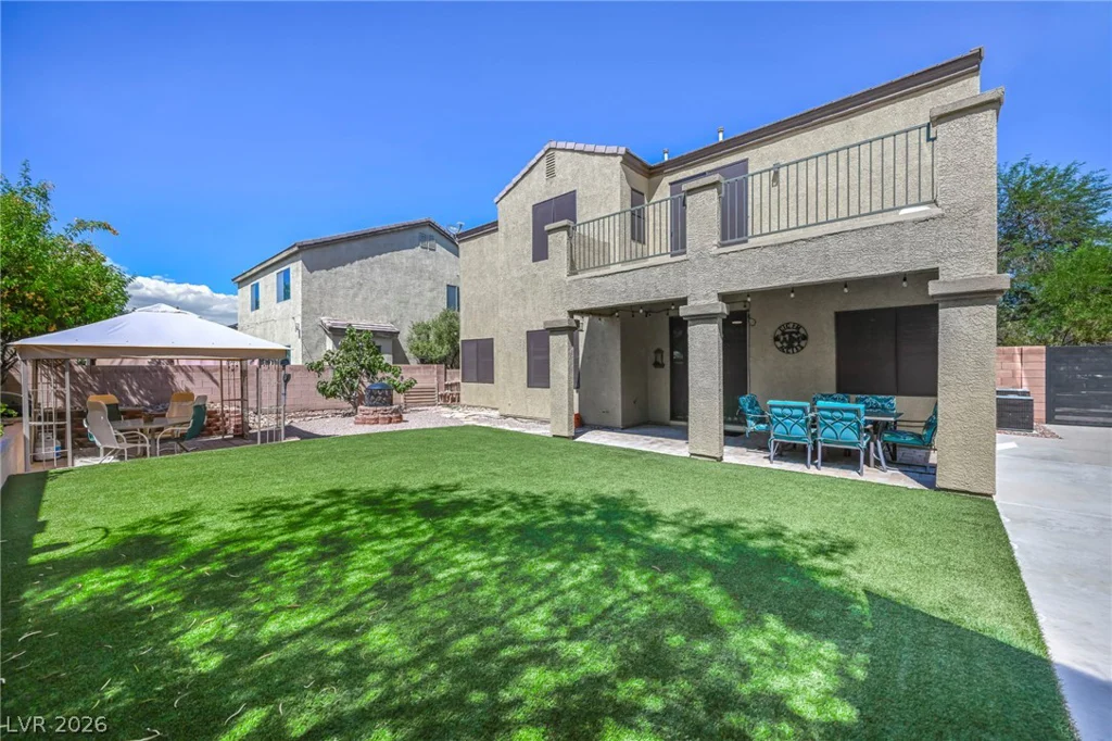 8013 Flambeau, Las Vegas, NV 89131