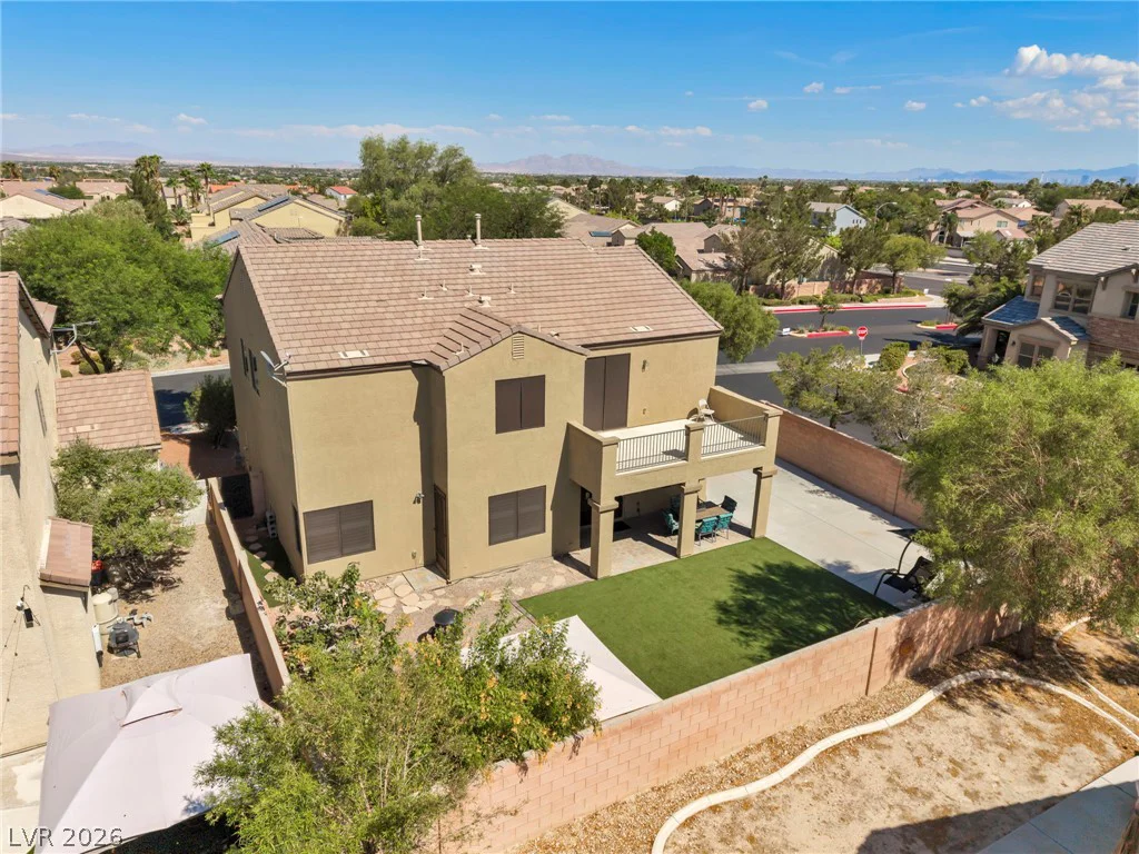 8013 Flambeau, Las Vegas, NV 89131