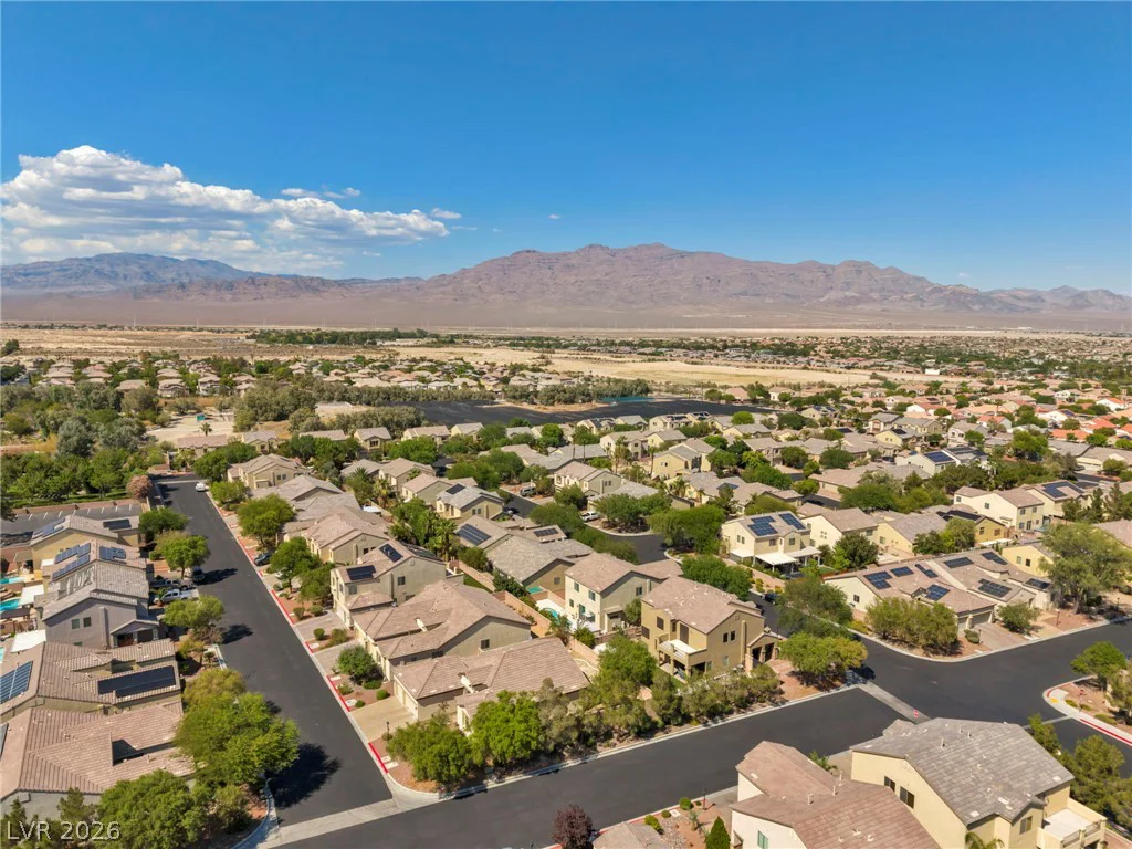 8013 Flambeau, Las Vegas, NV 89131