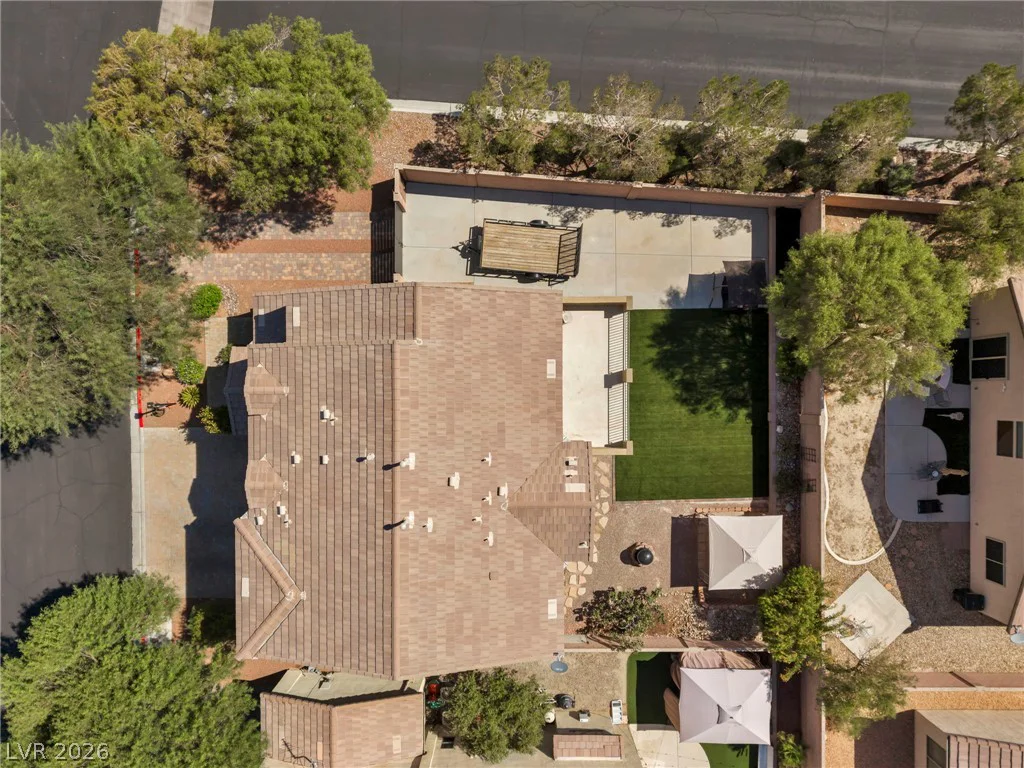 8013 Flambeau, Las Vegas, NV 89131
