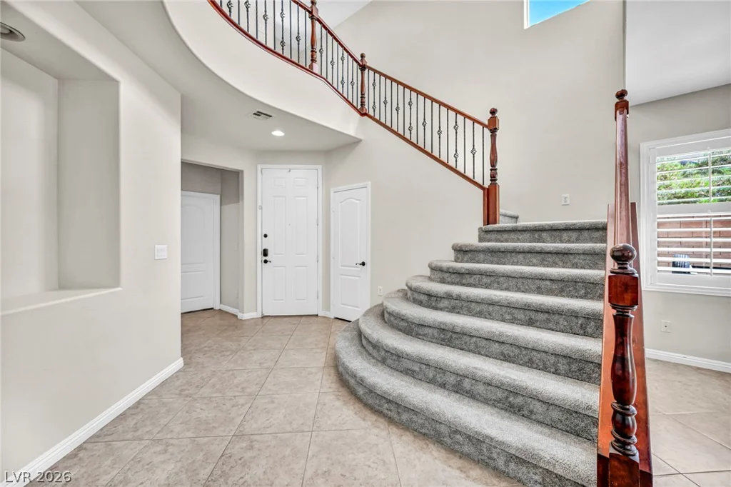 8013 Flambeau, Las Vegas, NV 89131