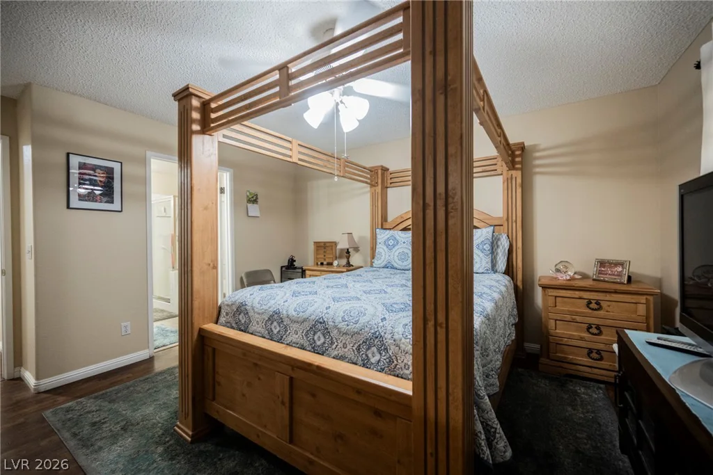 7909 Fossil Creek, Las Vegas, NV 89145