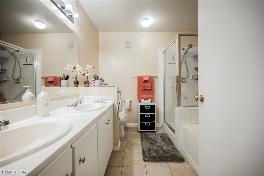 7909 Fossil Creek, Las Vegas, NV 89145