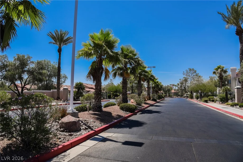 7909 Fossil Creek, Las Vegas, NV 89145