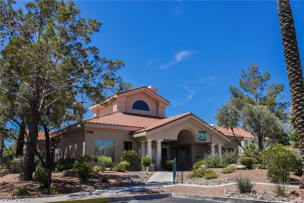 7909 Fossil Creek, Las Vegas, NV 89145