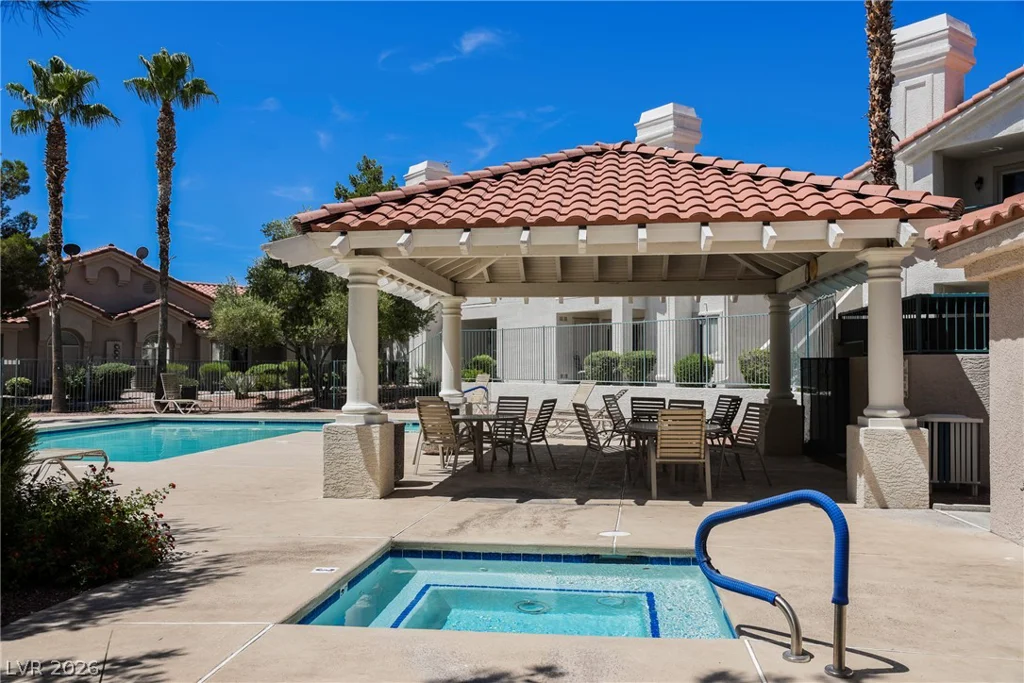 7909 Fossil Creek, Las Vegas, NV 89145