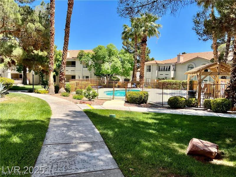 2627 Durango, Las Vegas, NV 89117