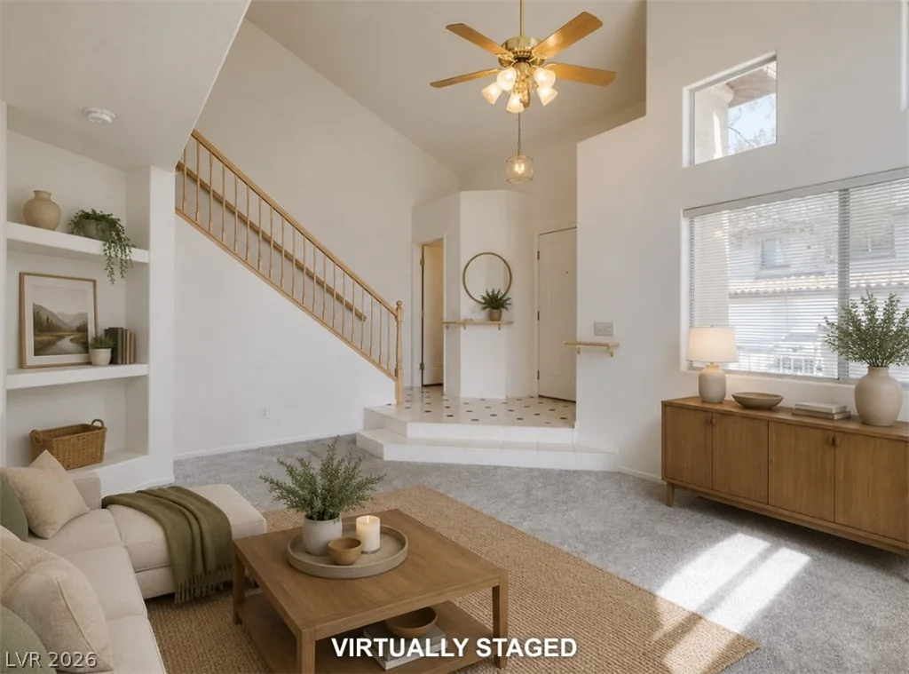 8012 Divine, Las Vegas, NV 89128