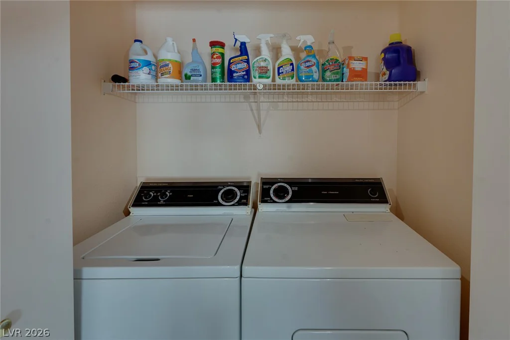 5415 Harmon, Las Vegas, NV 89103