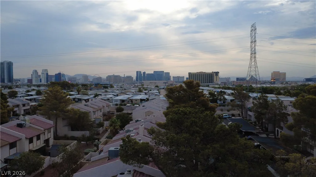 5415 Harmon, Las Vegas, NV 89103